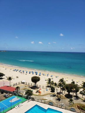 Steps from Foxwoods- Beachfront Retreat with Pools